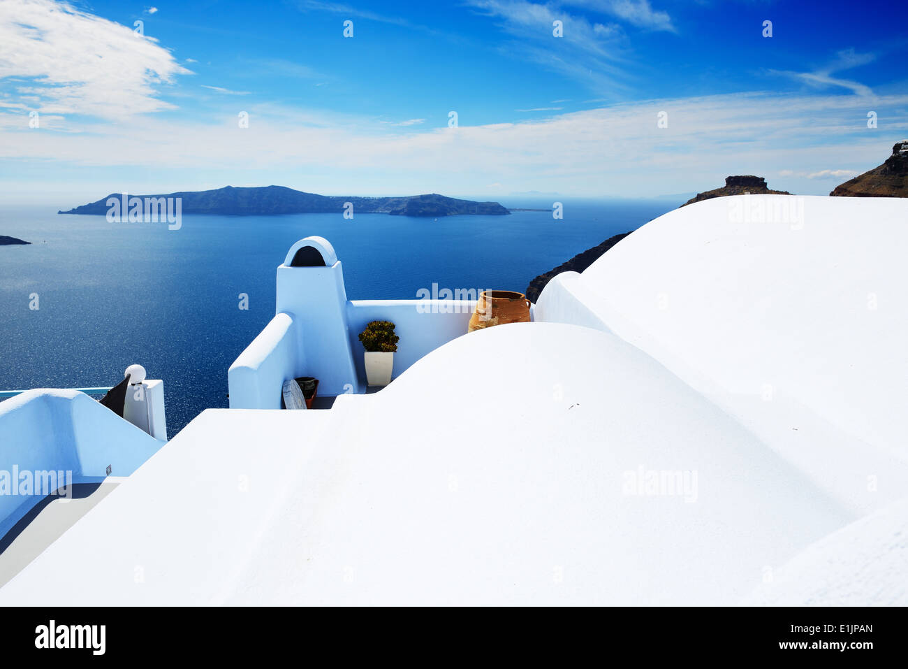 Duct of santorini hi-res stock photography and images - Alamy