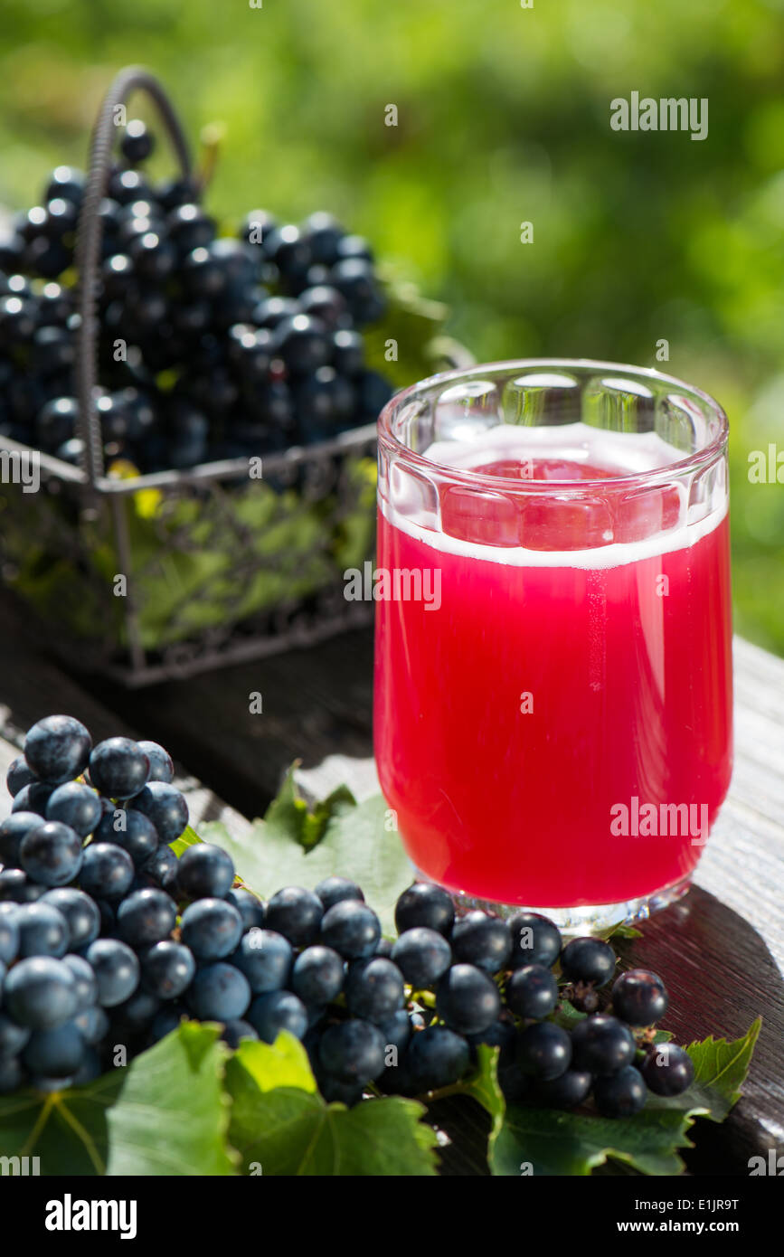 Fruit wine with fresh grapes Stock Photo Alamy