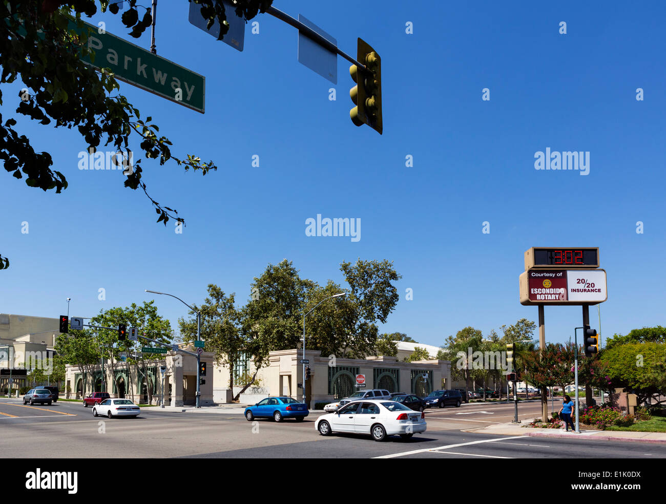 Intersection of Valley Parkway and Escondido Boulevard in dowtown