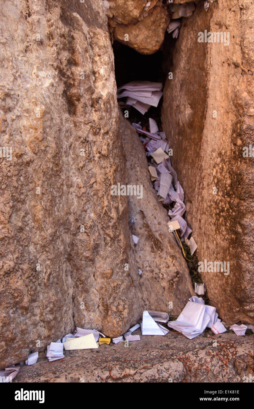 Written Prayers At The Western Wall Stock Photo Alamy