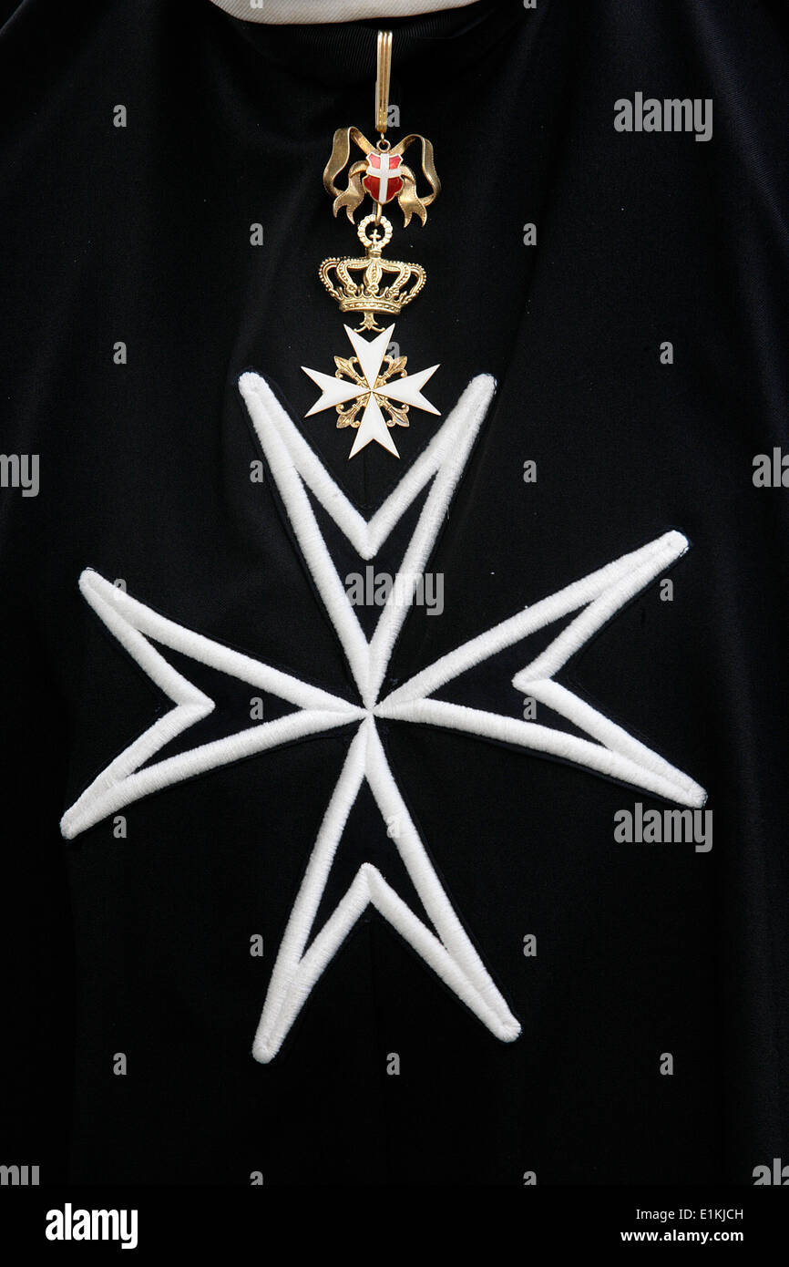 Order of malta cross hires stock photography and images Alamy