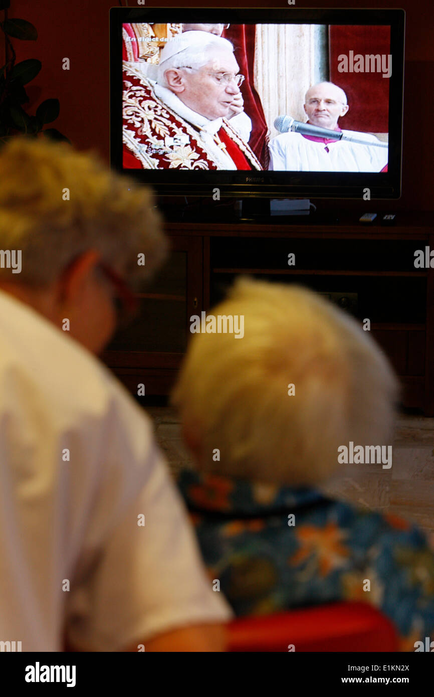 Christmas mass on TV in an elderly persons' home Stock