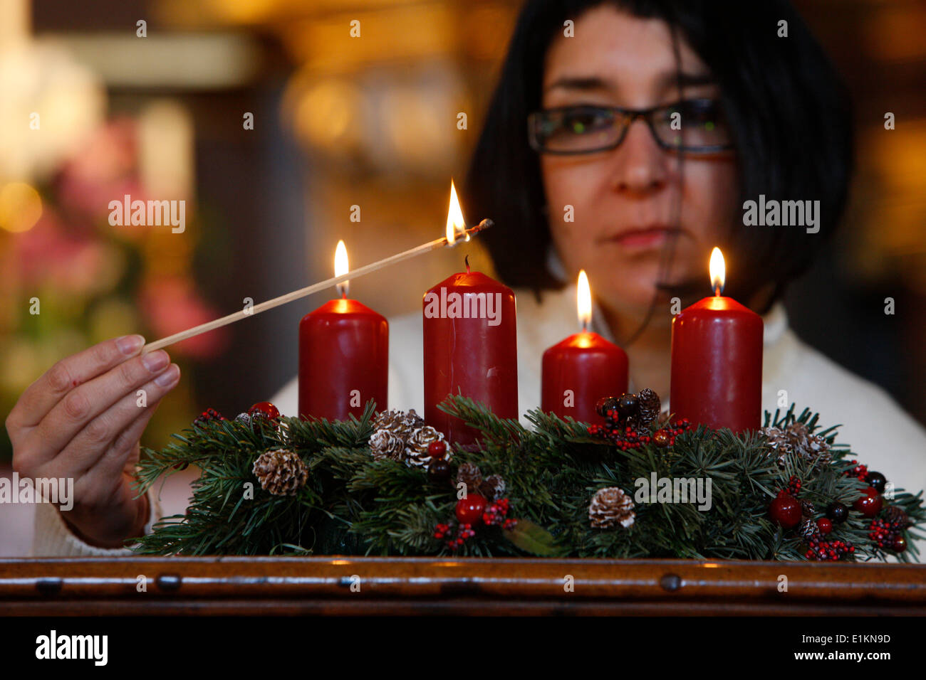 Advent candle catholic hi-res stock photography and images - Alamy