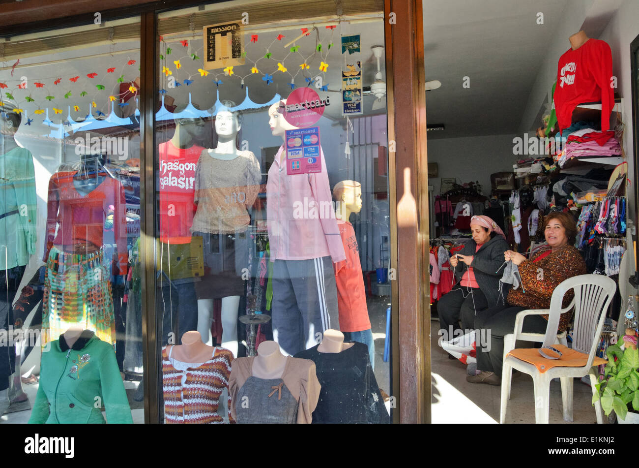 Clothes shop clothes republic hi-res stock photography and images - Alamy