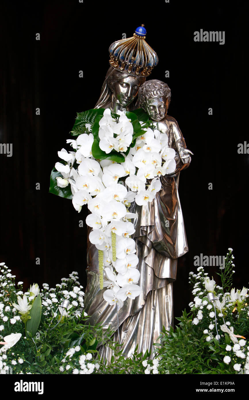 The Charles X Virgin by Jean-Baptiste Gaspard Odiot in Notre Dame cathedral Stock Photo