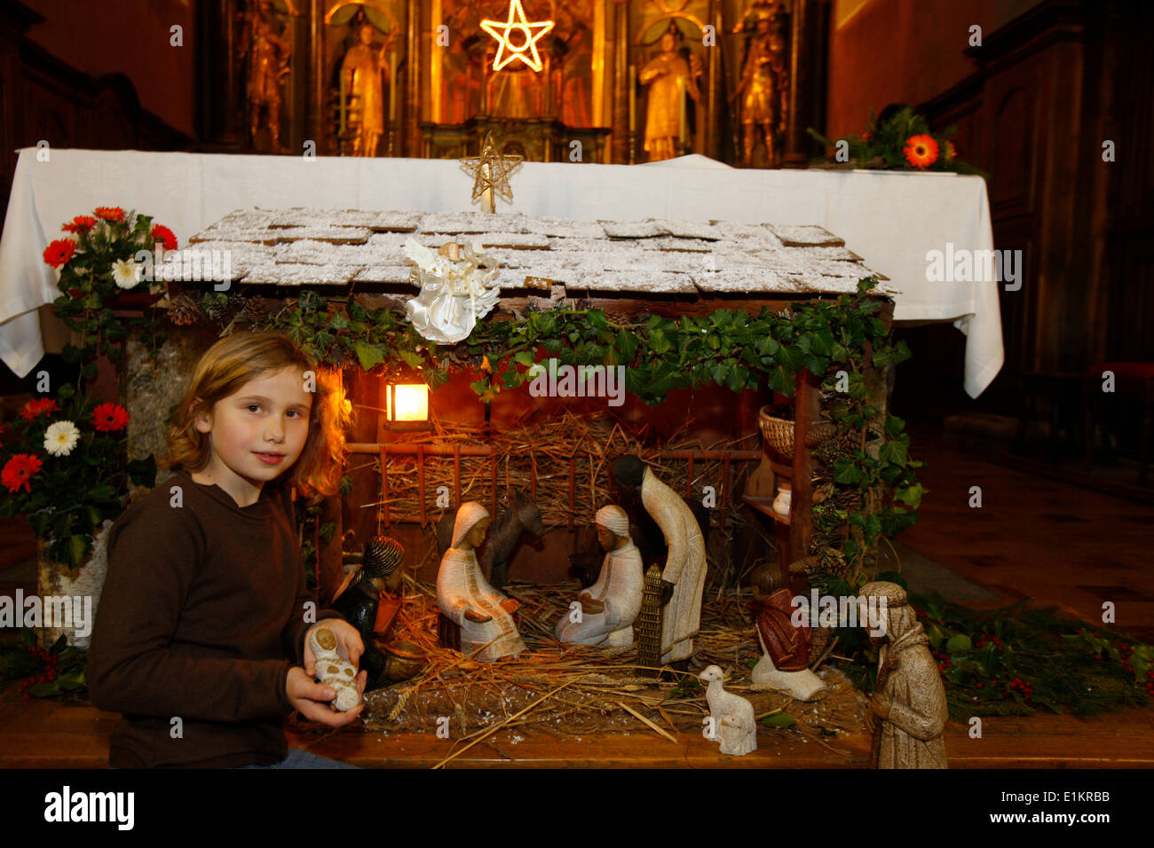 Nativity scene people hi-res stock photography and images - Alamy