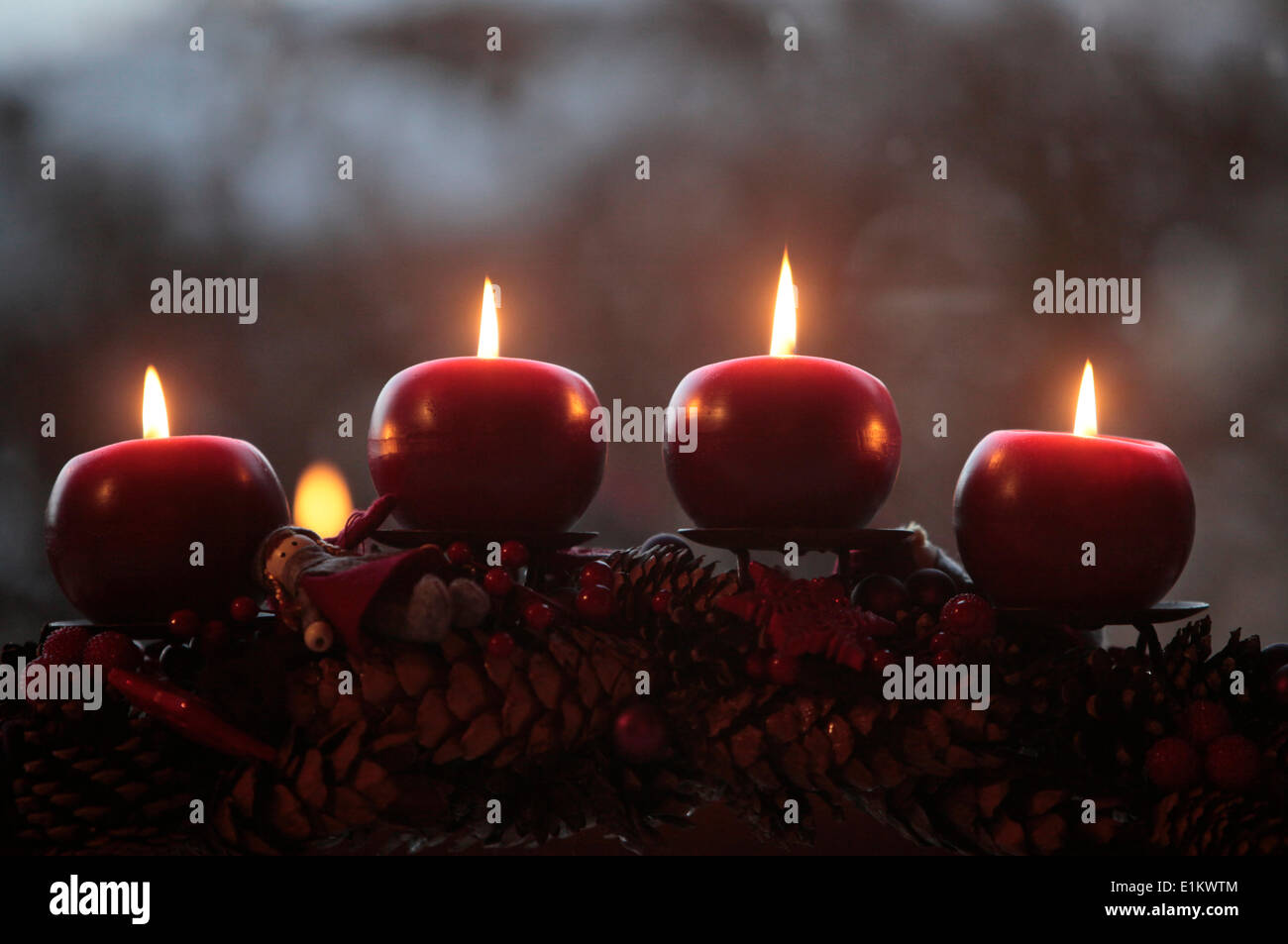 Advent candles hires stock photography and images Alamy