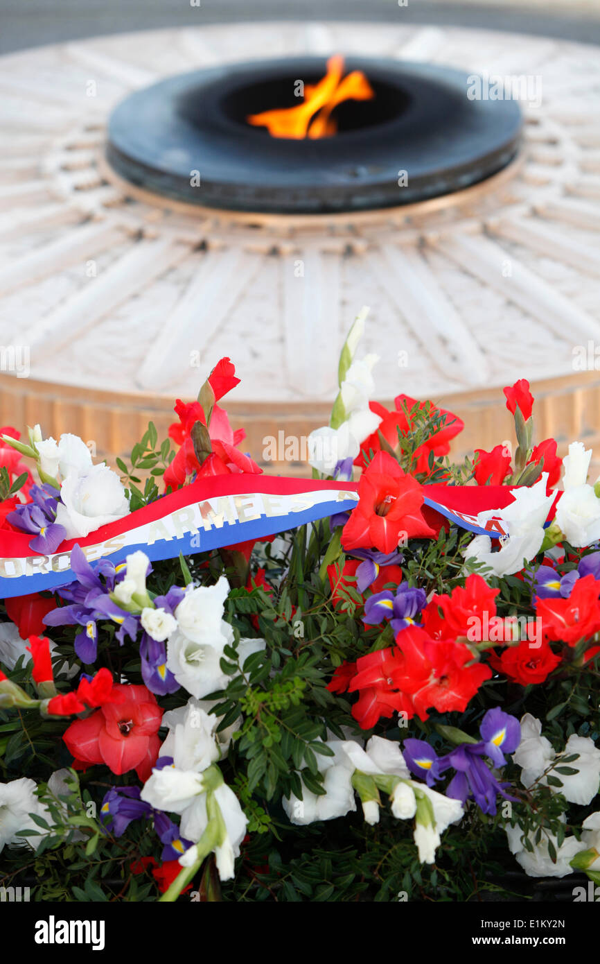 Unknowns removed all the flowers and photos from the site of the murder of Nemtsov 03.28.2015 19 Unknowns removed all the flowers and photos from the site of the murder of Nemtsov 03.28.2015 90