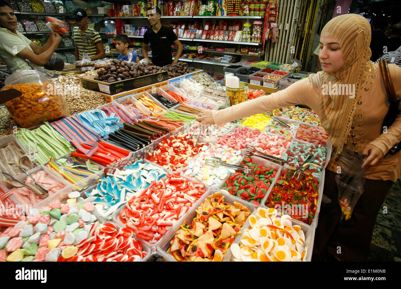 Sweet shop in Jerusalem old city market Stock Photo - Alamy