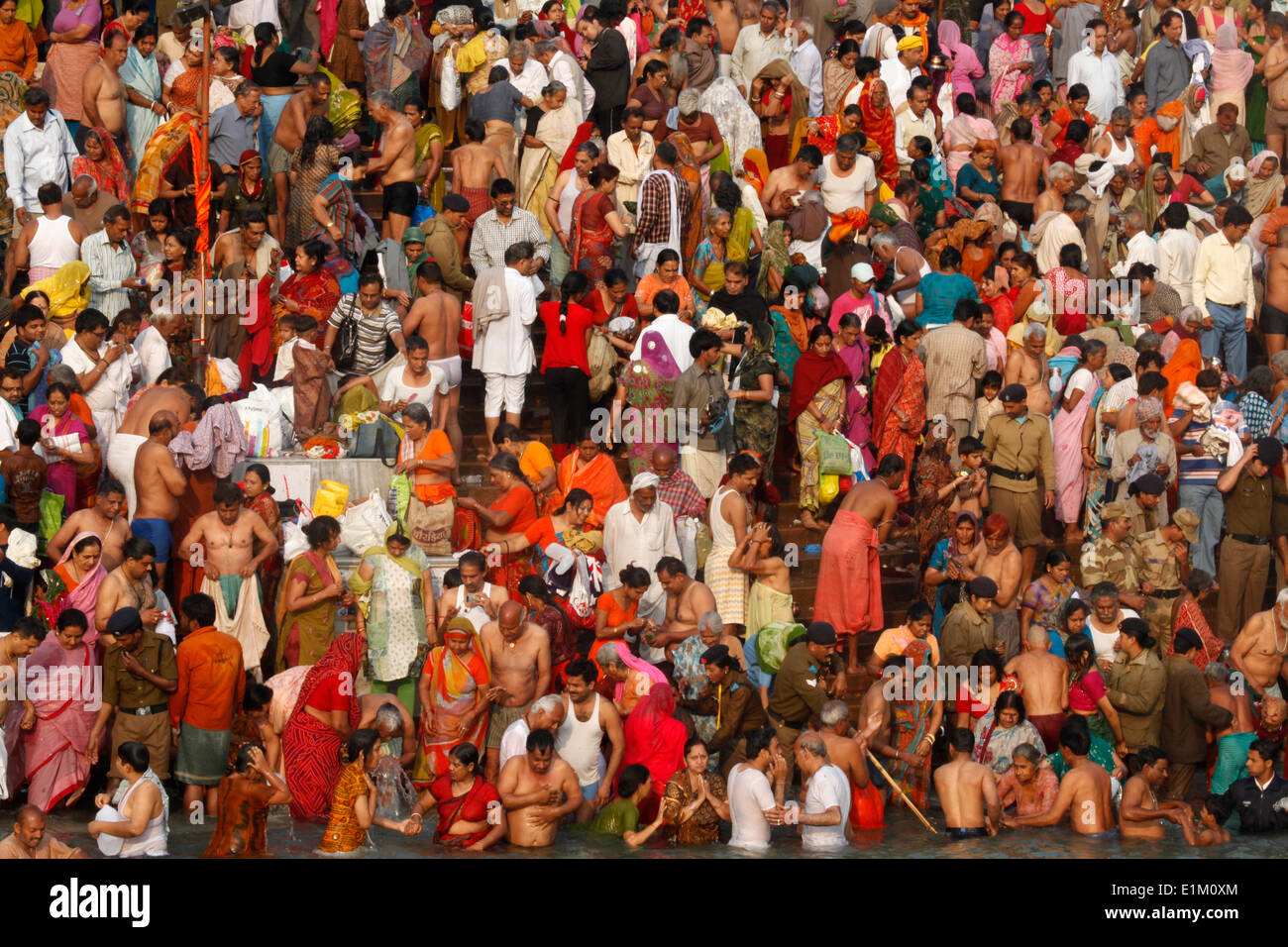 Thousands of devotees converge in Haridwar to take a dip in the river Ganges on the occasion of 'Navsamvatsar', a Hindu holiday Stock Photo
