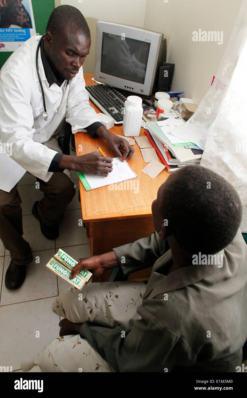Medical care provided in the Kayole WOFAK center (Women Fighting Aids in Kenya). Stock Photo