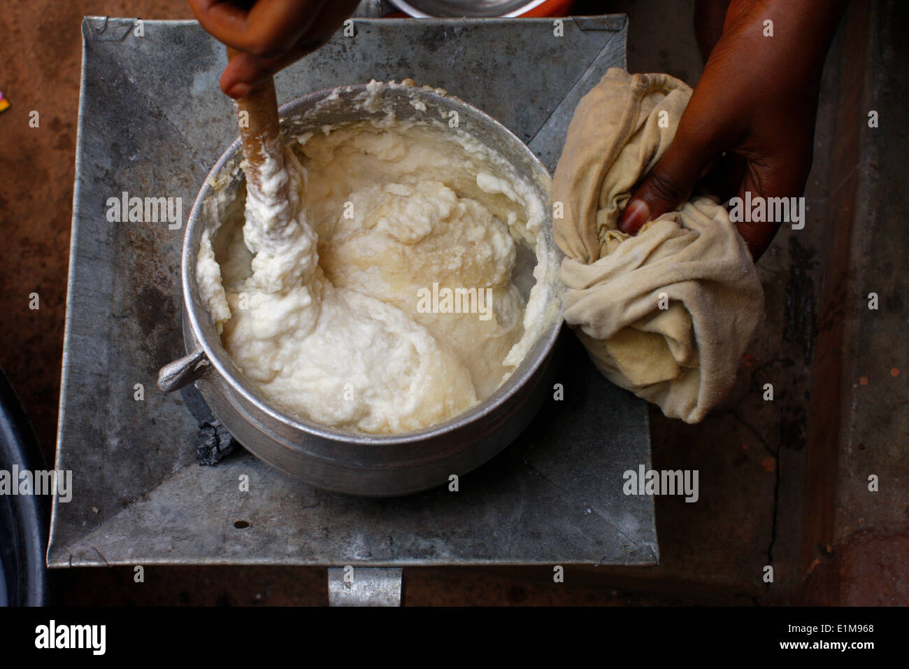 Maize cooking Stock Photo - Alamy