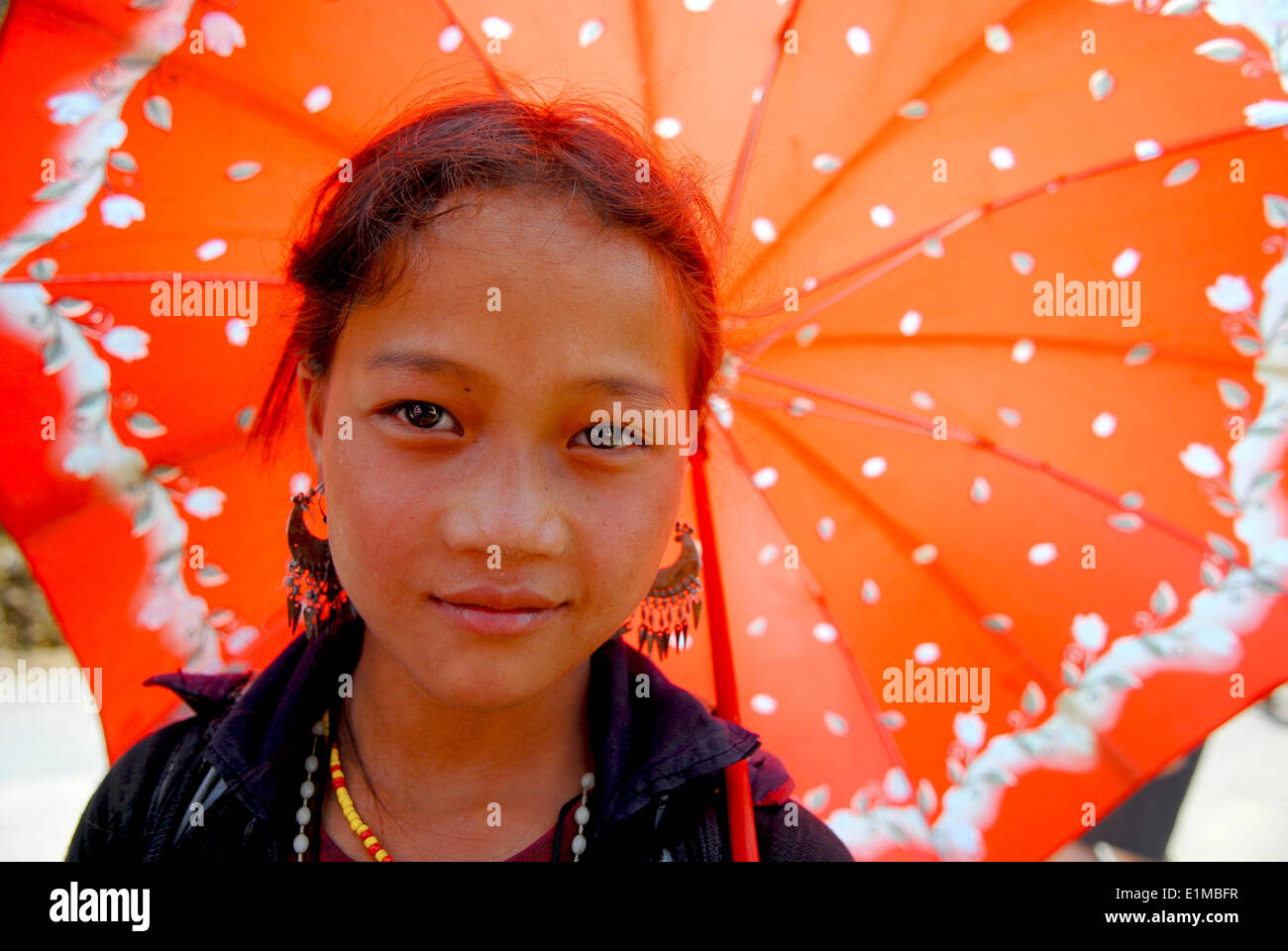 Hmong in hi-res stock photography and images - Alamy