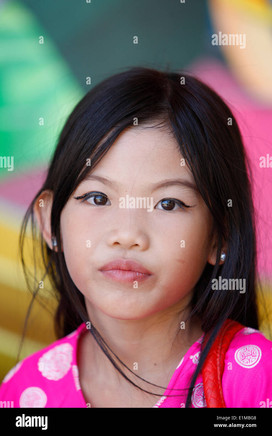 Vietnamese girl face hi-res stock photography and images - Alamy