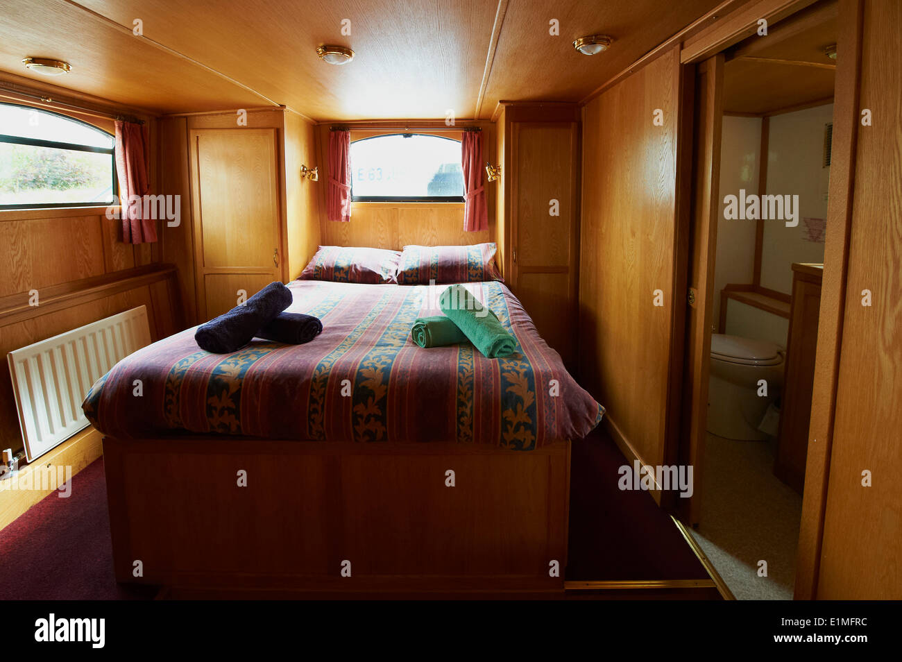France, Aude (11), Canal du Midi, room of the Euroclassic boat Stock Photo
