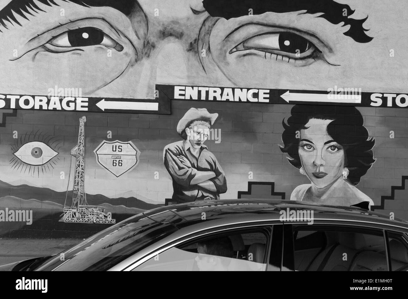 Hollywood mural of the movie Giant, with James Dean and Elizabeth Taylor. Stock Photo