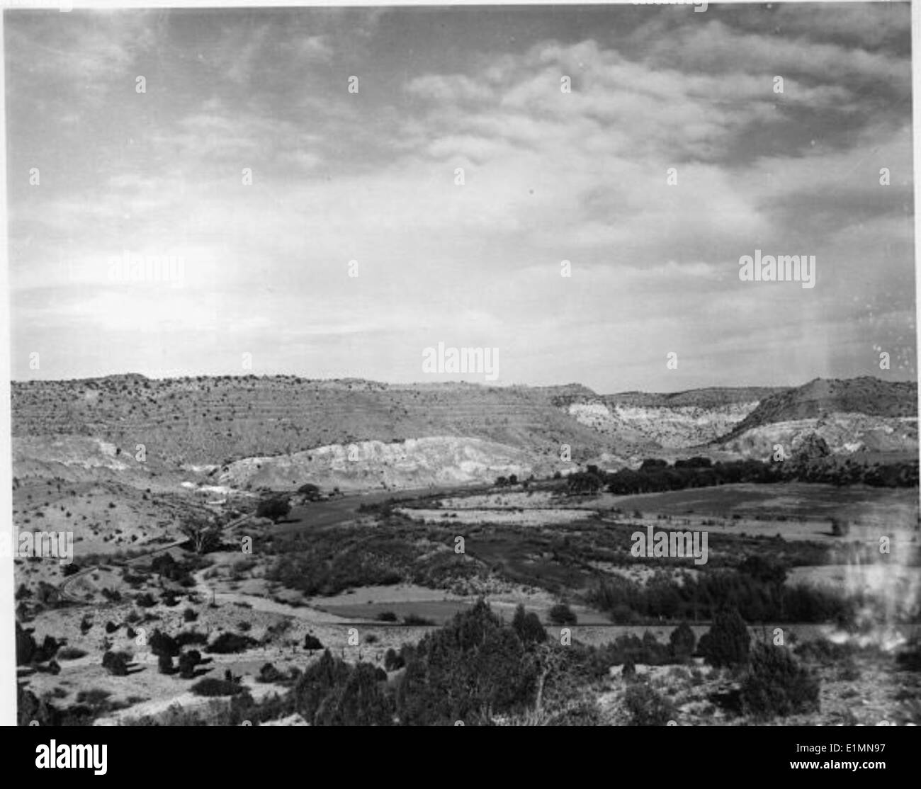 Wilderness railroad Black and White Stock Photos & Images - Alamy