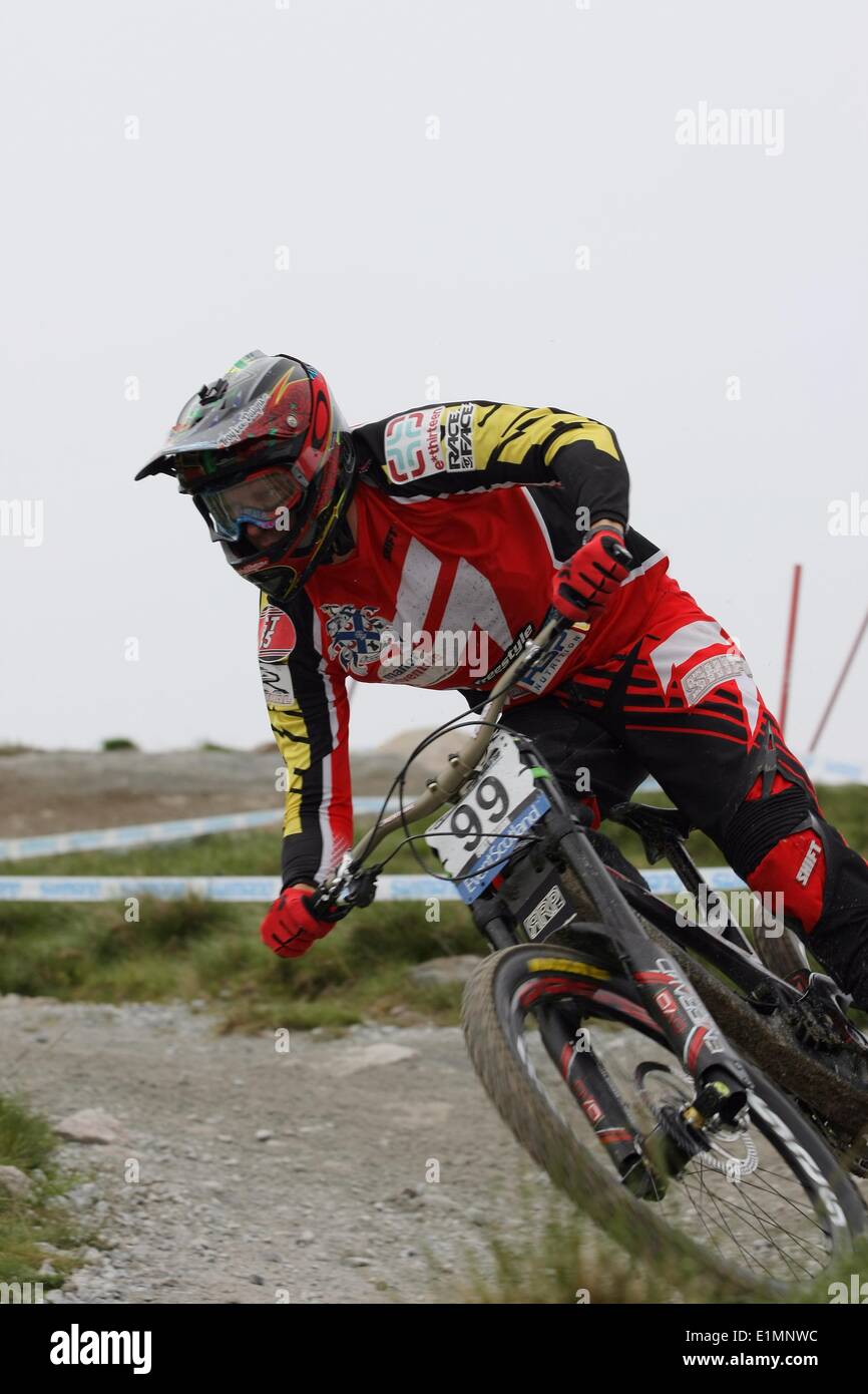 British downhill mountain bike riders 2025