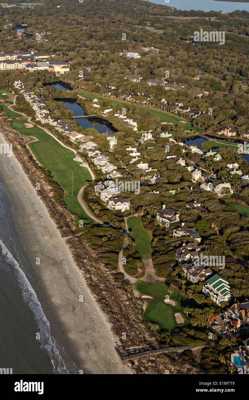 Aerial view of Turtle Point Golf Club and homes in Kiawah Island, SC