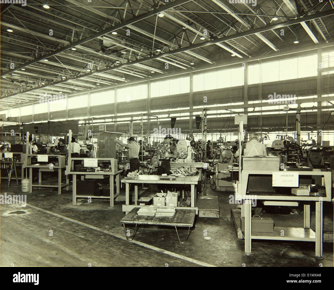 The Convair F-102 Delta Dagger was a pioneering U.S. interceptor jet ...