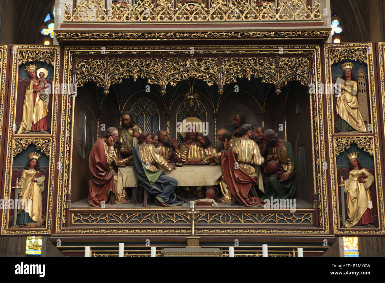 The Last Supper. The Gothic wooden altar in St Barbara's Church in Kutna  Hora, Czech Republic Stock Photo - Alamy