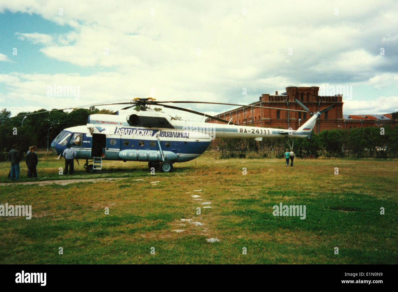 Mil mi 8 hi-res stock photography and images - Alamy