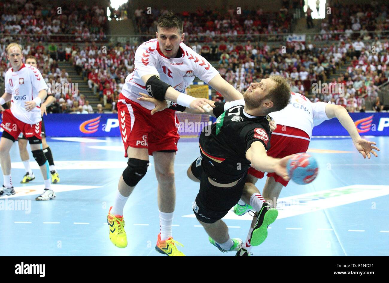 Gdansk, Poland 7th, June 2014 Quatar 2015 Men's World Handball Championship Play Off game between Poland and Germany at ERGO Arena sports hall. Steffen Weinhold (17) in action during the game. Credit:  Michal Fludra/Alamy Live News Stock Photo