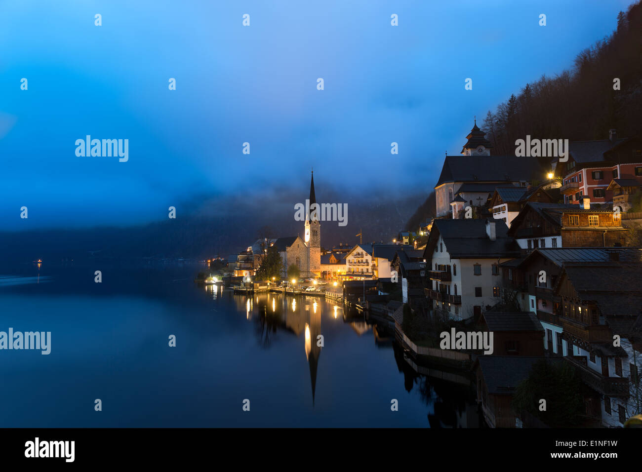Dawn at Lake Hallstatt, Salzkammergut, Austrian Alps Stock Photo