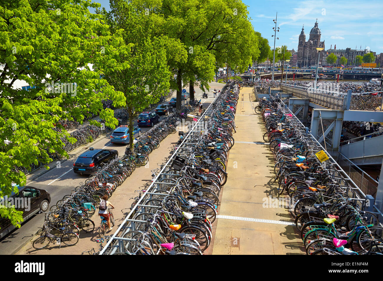 Bike parking central station amsterdam hires stock photography and