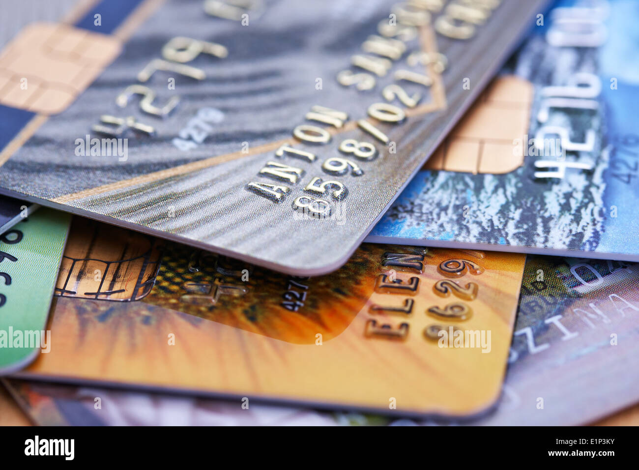 Credit cards hi-res stock photography and images - Alamy