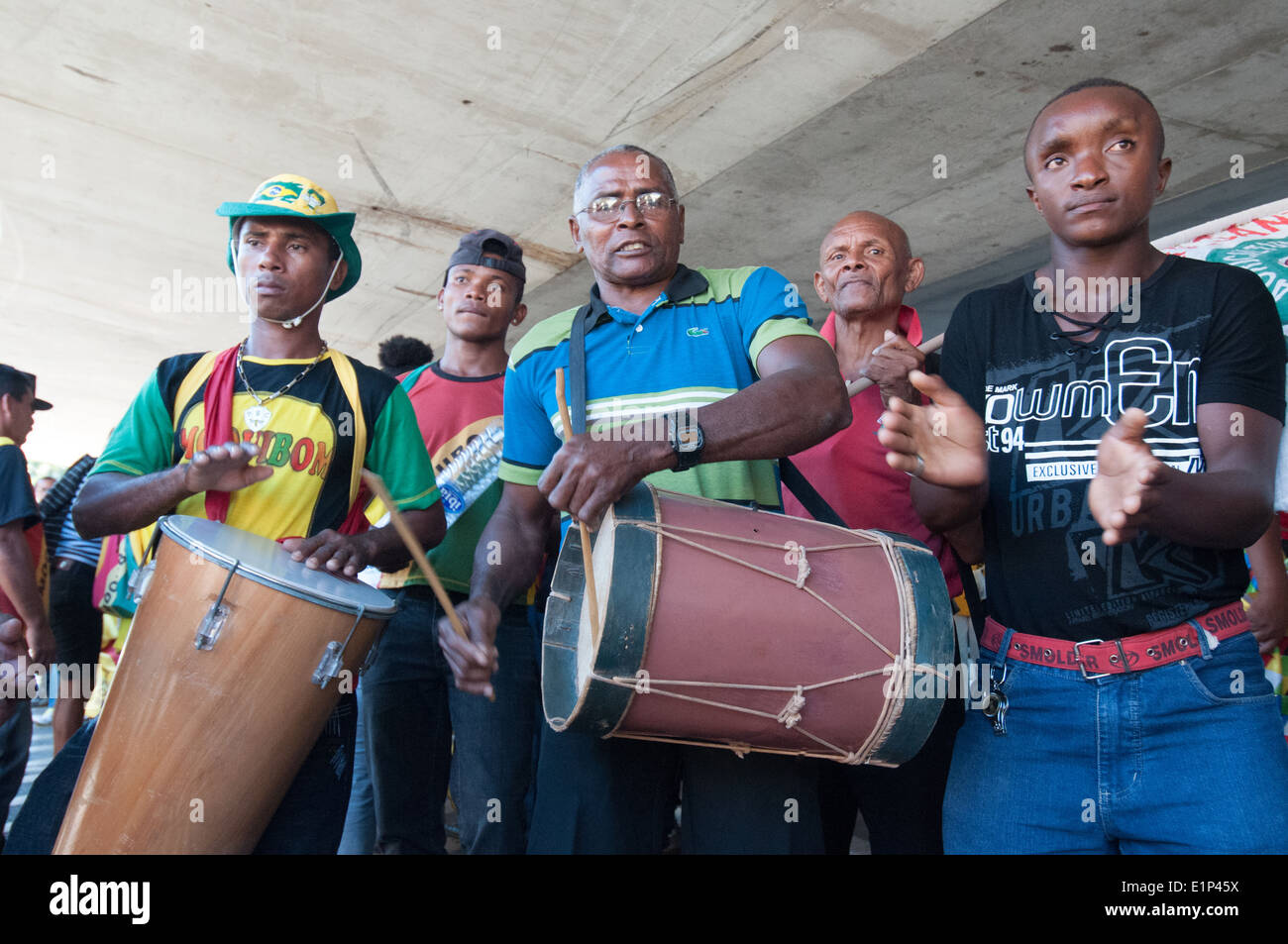 People from the Quilombos playing music in Brasilia Stock Photo