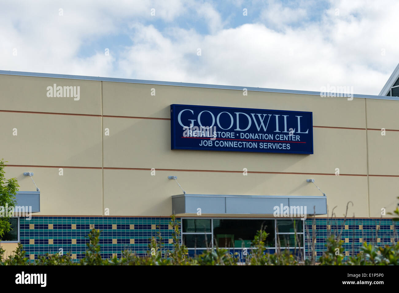 Goodwill Industries sign and building. Tillamook Oregon Stock Photo Alamy