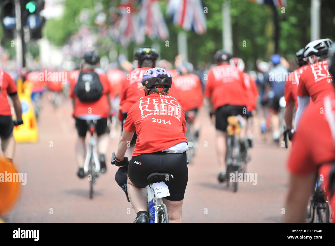The Mall, London, UK. 8th June 2014. More than 2,000 riders make their ...