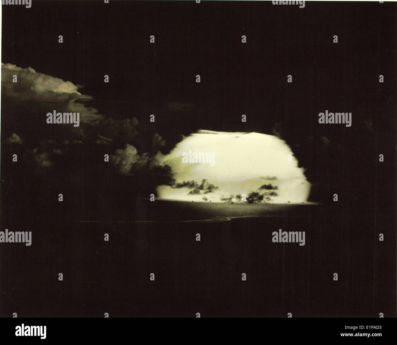 Atomic Bomb Test Stock Photo - Alamy