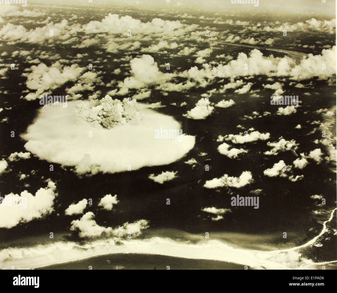 Atomic Bomb Test Stock Photo - Alamy