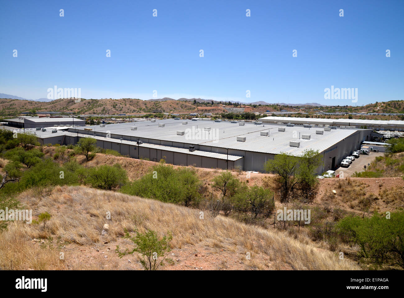 751 undocumented migrant minor children are detained in the U.S. Border