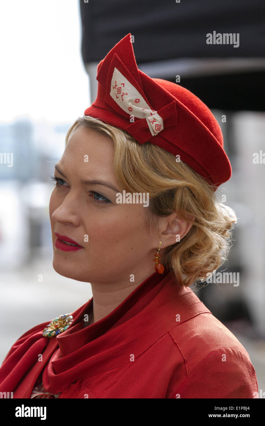 Sophia Jane Myles 'Lady Katherine' outside the Cunard Building renamed
