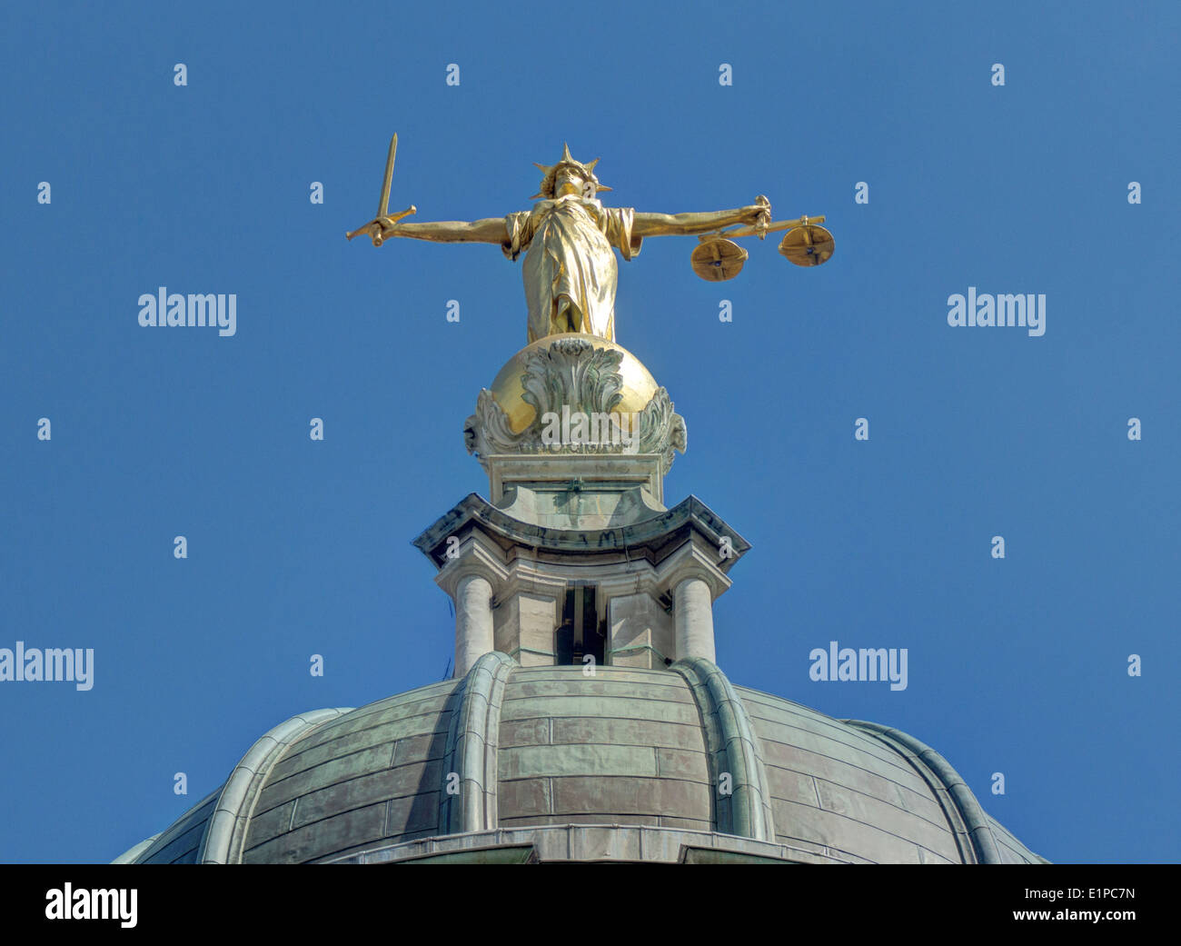 justice statue, The Old Bailey.  Central Criminal Court Stock Photo