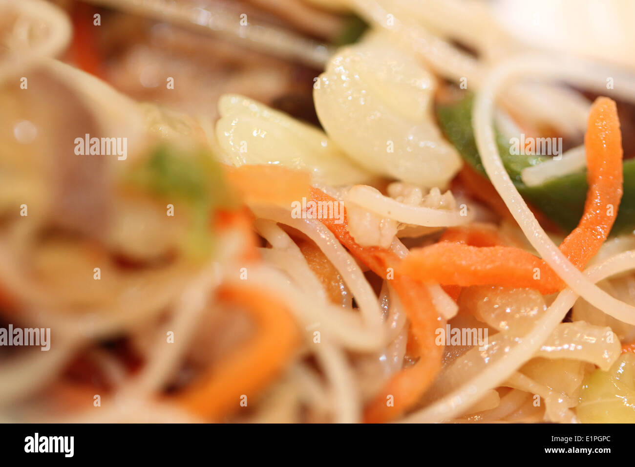 Rice vermicelli stirfried with vegetables mix in pan Stock Photo Alamy