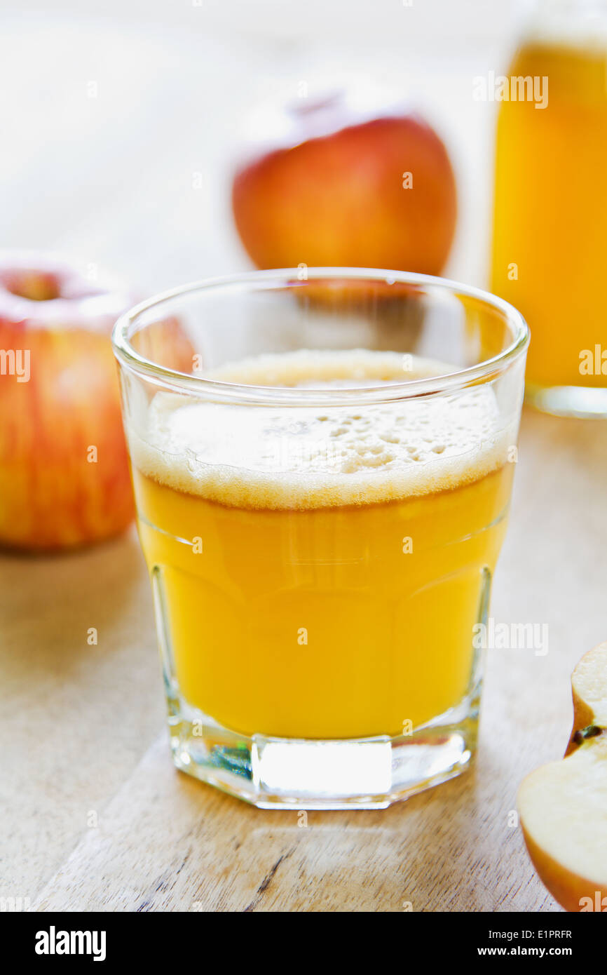Extract the juice hires stock photography and images Alamy