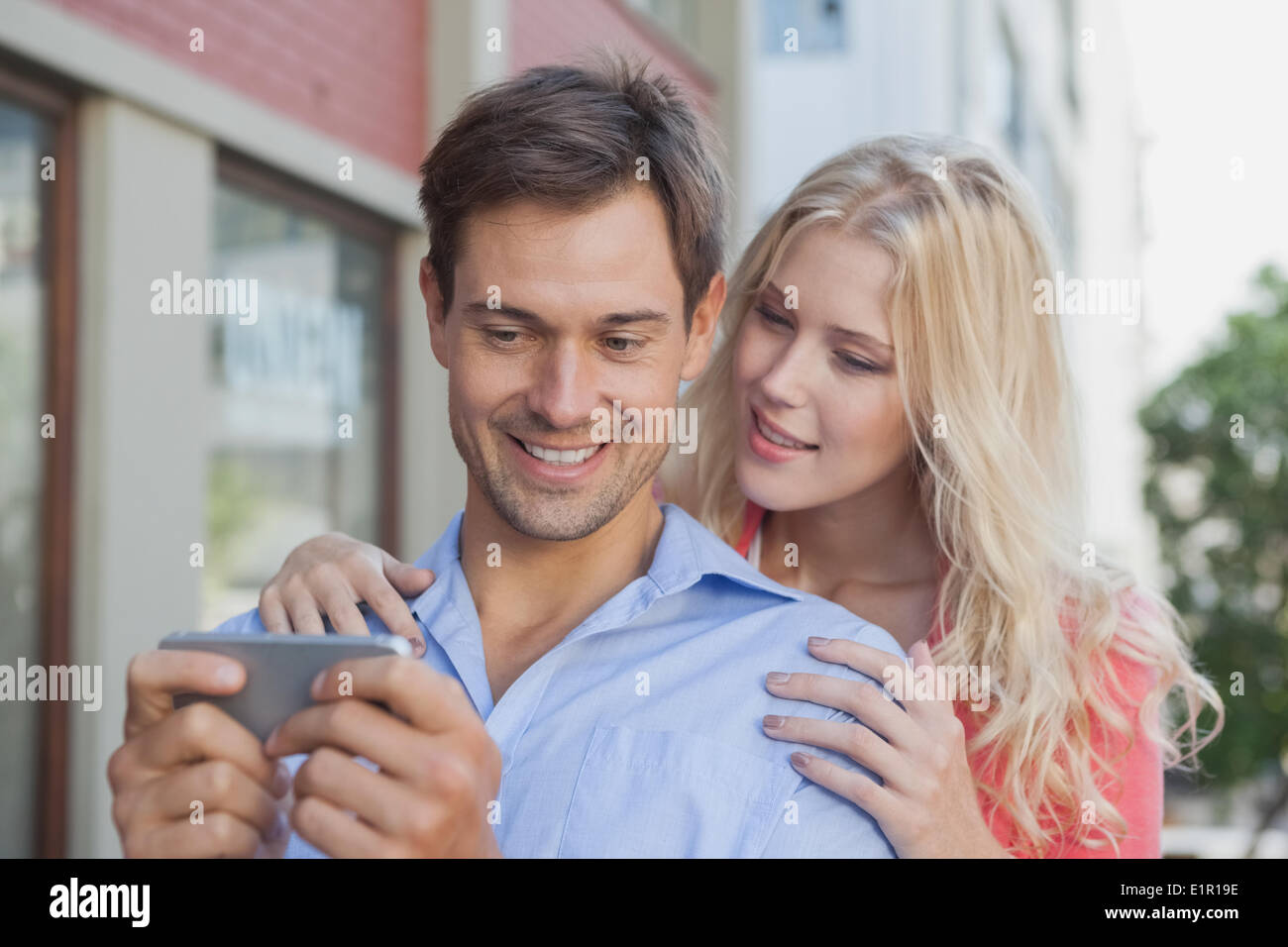 Stylish lifestyle couple hi-res stock photography and images - Alamy