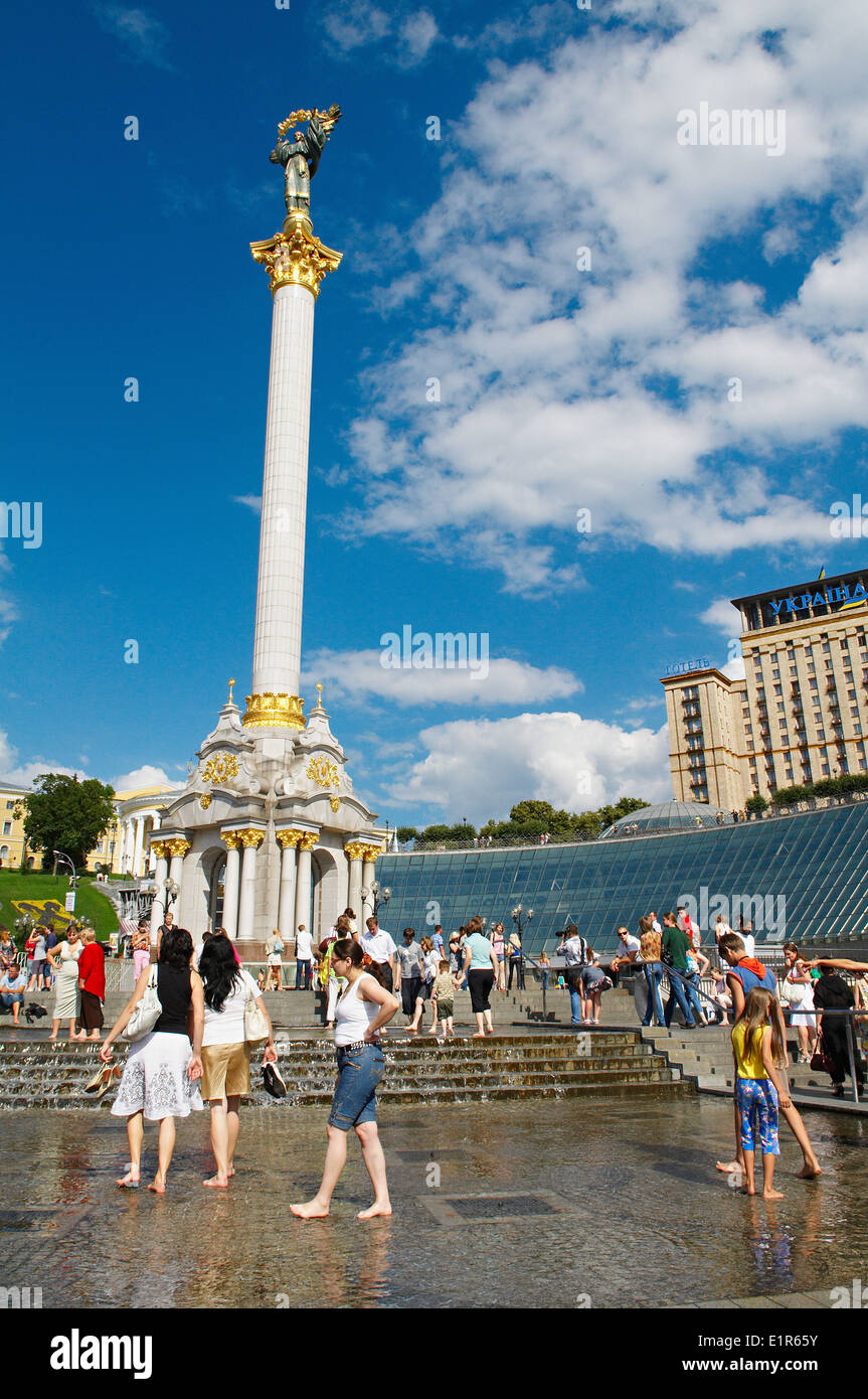 Ukraine, Kiev, Independence square, Maidan Nezalezhnosti Stock Photo