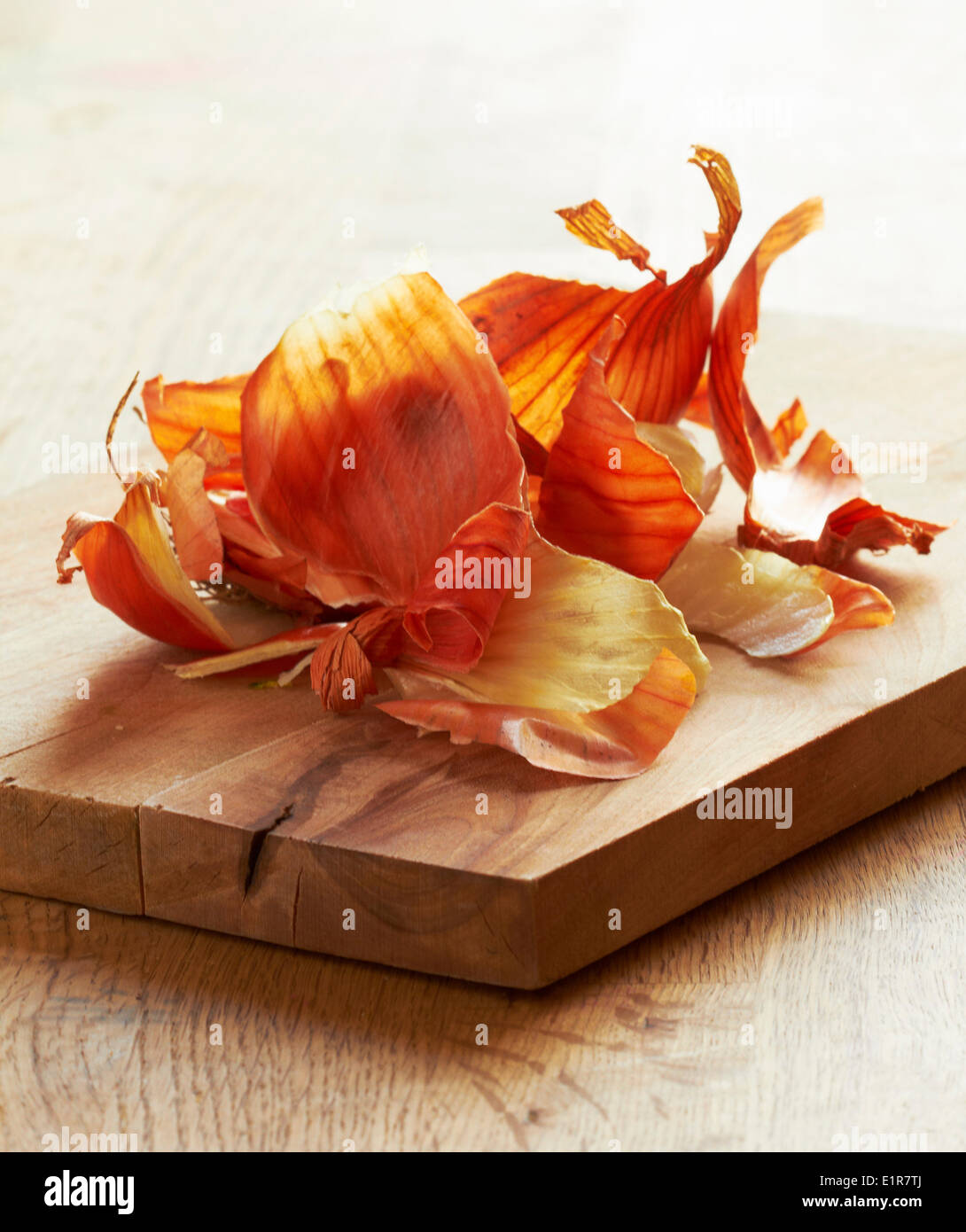 Peeling the onion hires stock photography and images Alamy
