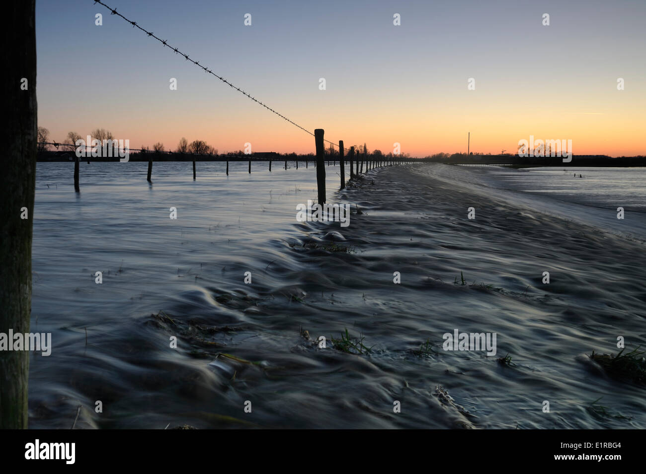Waterlevels hi-res stock photography and images - Alamy
