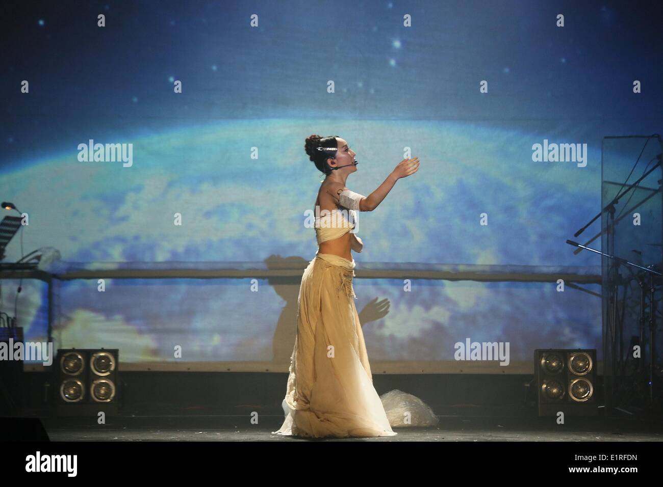 Taipei, China. 8th June, 2014. Singer Sa Dingding holds concert ...