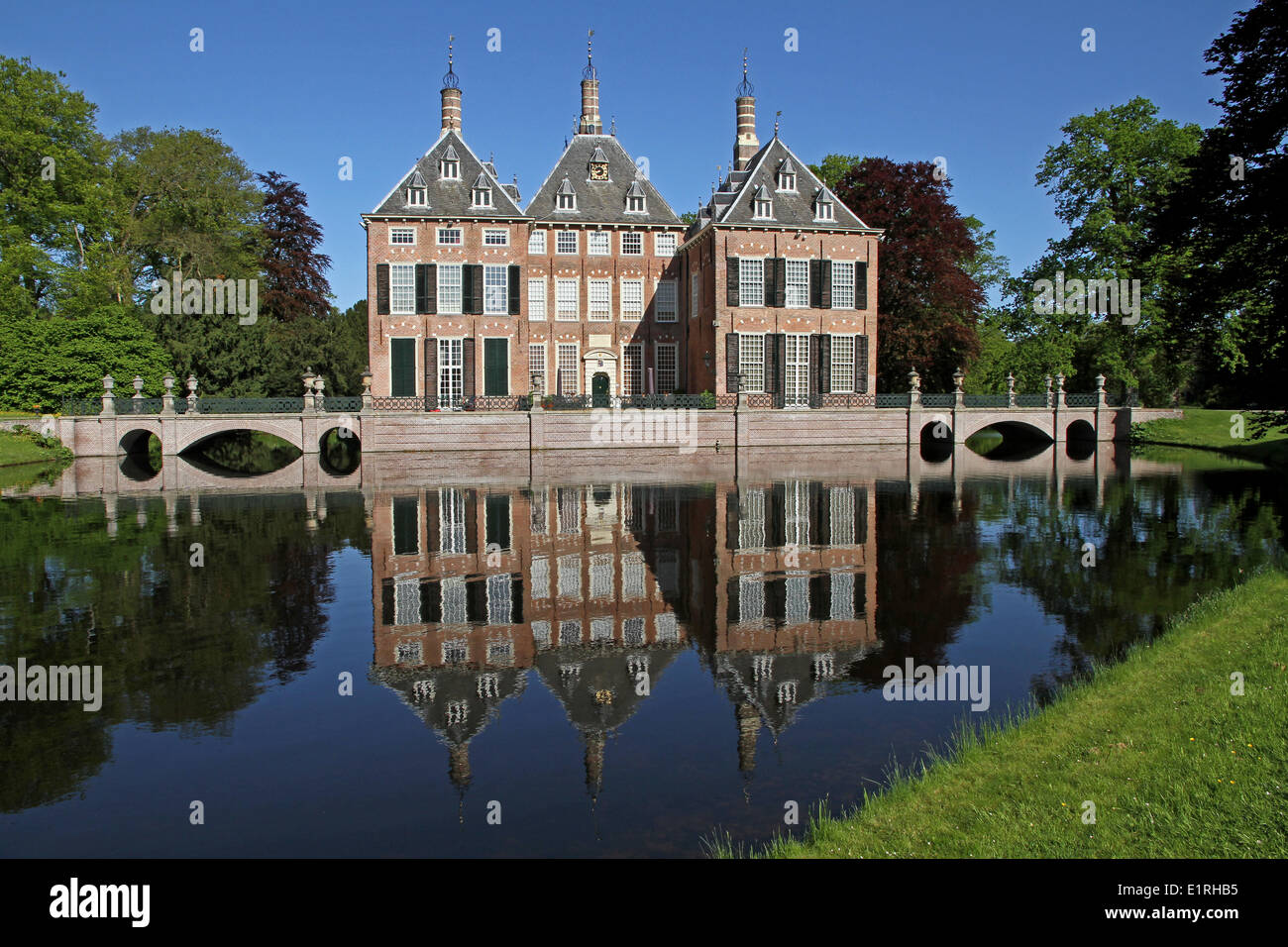 Duivenvoorde castle hires stock photography and images Alamy