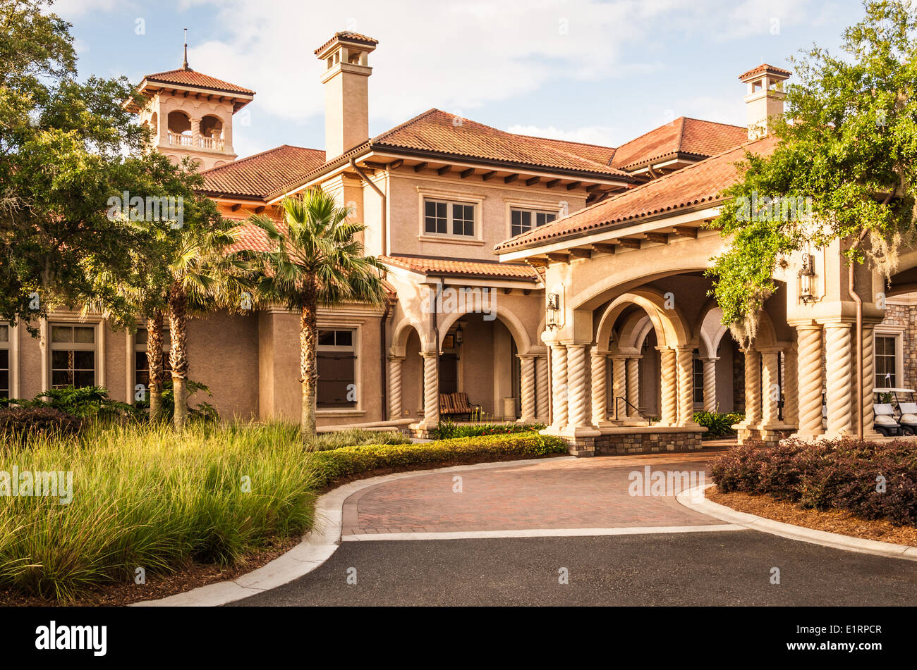 Front entrance to the TPC Sawgrass Clubhouse which overlooks the Stadium Course, home of THE PLAYERS pro golf championship. USA. Stock Photo