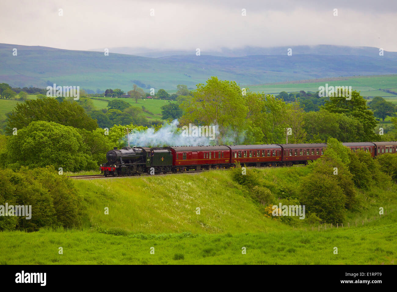 LMS Stanier Class 8F 48151, steam train near Duncowfold, Eden Valley, Settle to Carlisle Railway Line, Cumbria, England, UK. Stock Photo