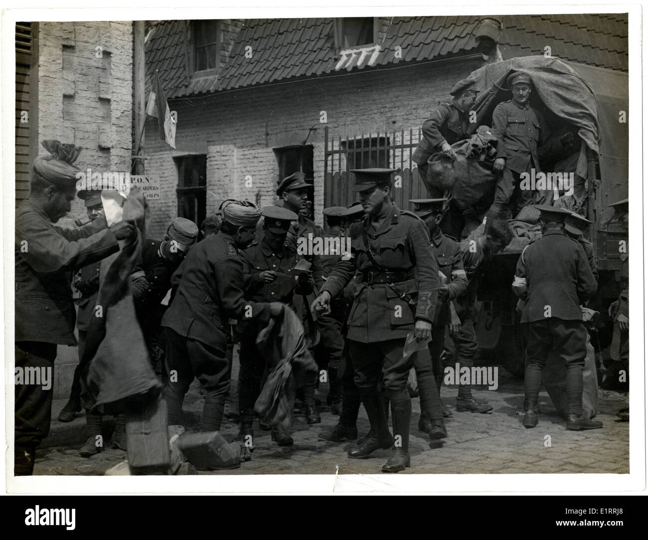 Ww1 the post office rifles hires stock photography and images Alamy