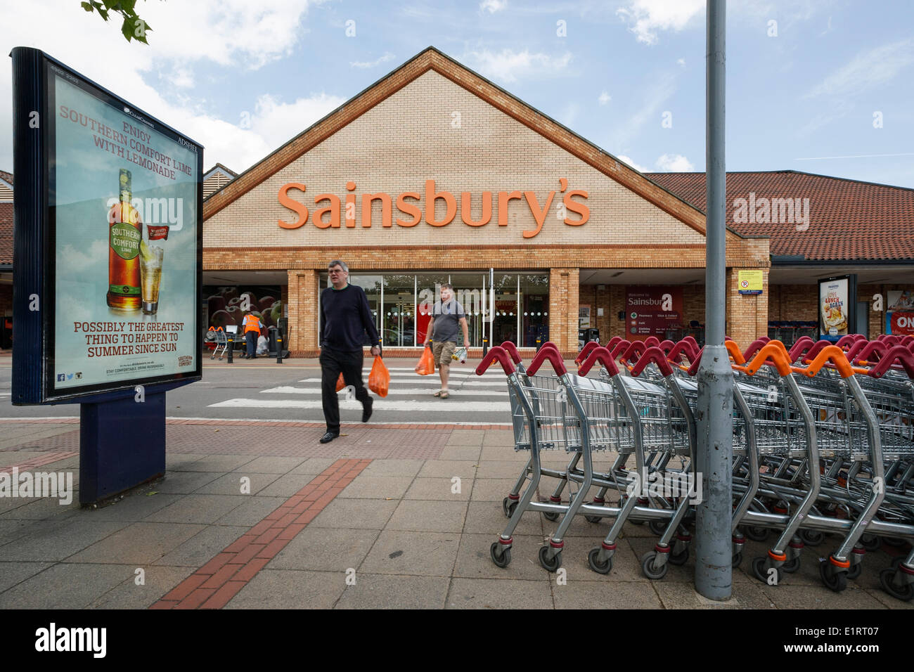 Sainsburys supermarket hires stock photography and images Alamy